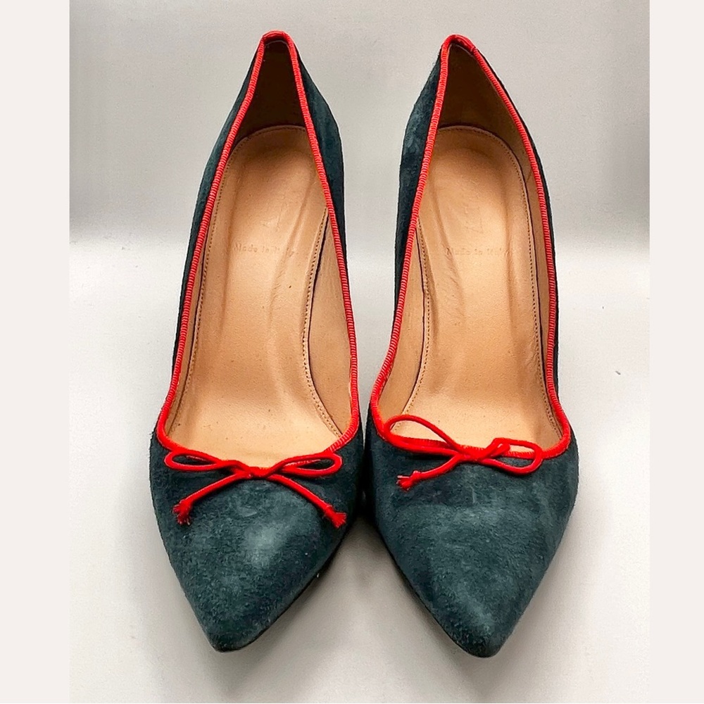 J CREW SUEDE PUMPS WITH BRIGHT ORANGE / PINK CONTRAST TRIM